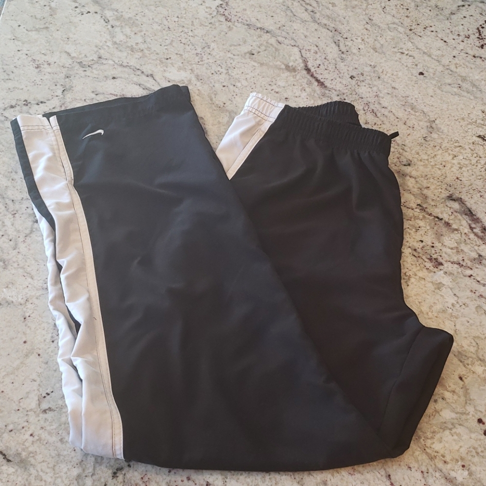 Nike women's pants